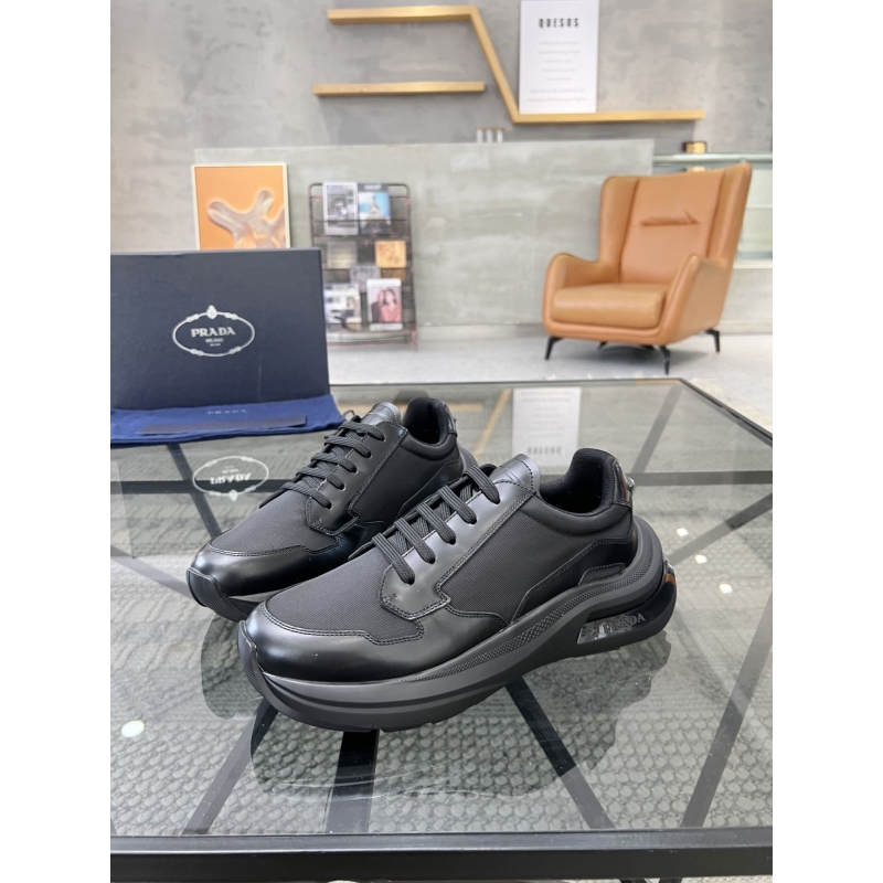 Pra*a sneakers